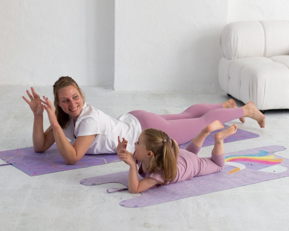 Detail Mini Me jógových podložek